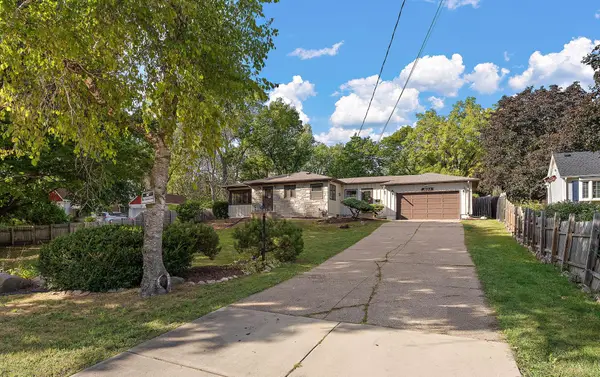 1603 Frost Avenue, Maplewood, MN 55109