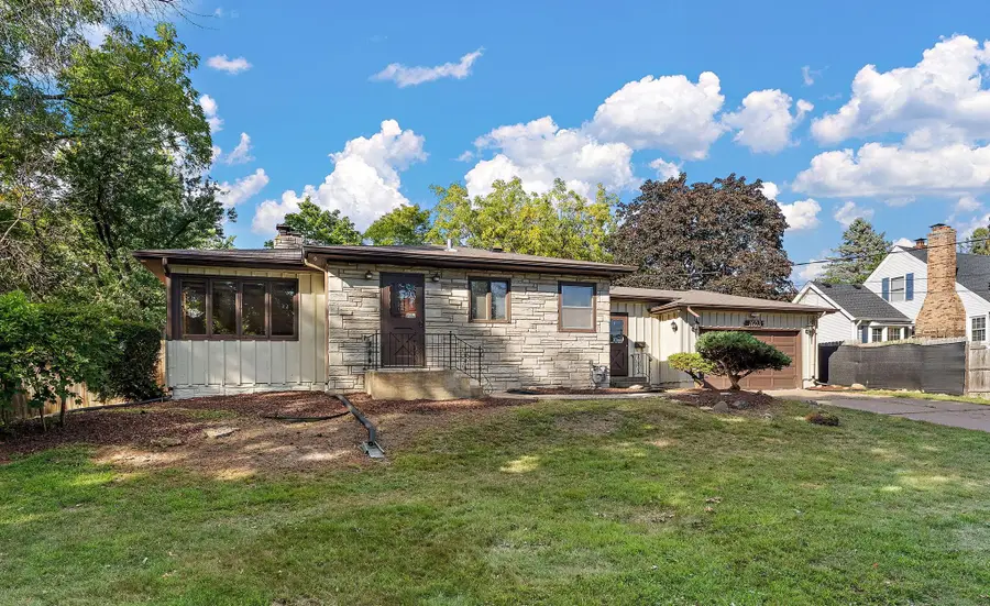 1603 Frost Avenue, Maplewood, MN 55109 - #2