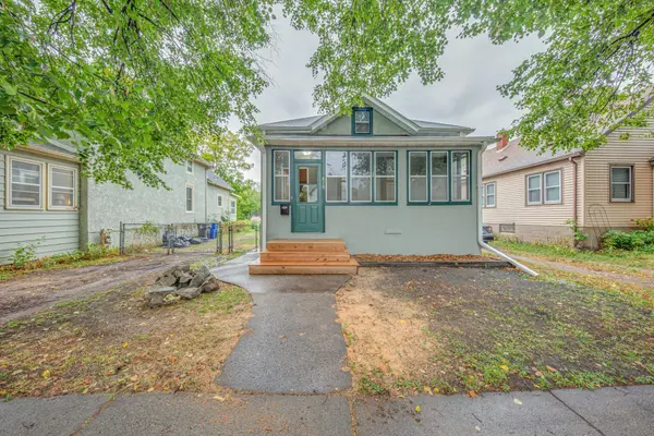 415 Bay Street, Saint Paul, MN 55102