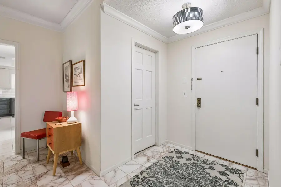 1830 Eagle Ridge Drive #1004, Mendota Heights, MN 55118 - #3