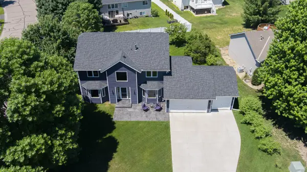 247 Pendryn Hill Circle, Woodbury, MN 55125