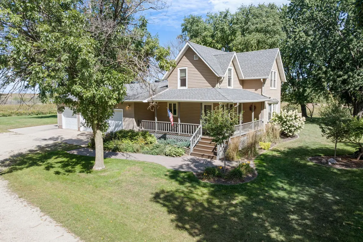 5100 128th Street Se, Blooming Prairie, MN 55917 - #1
