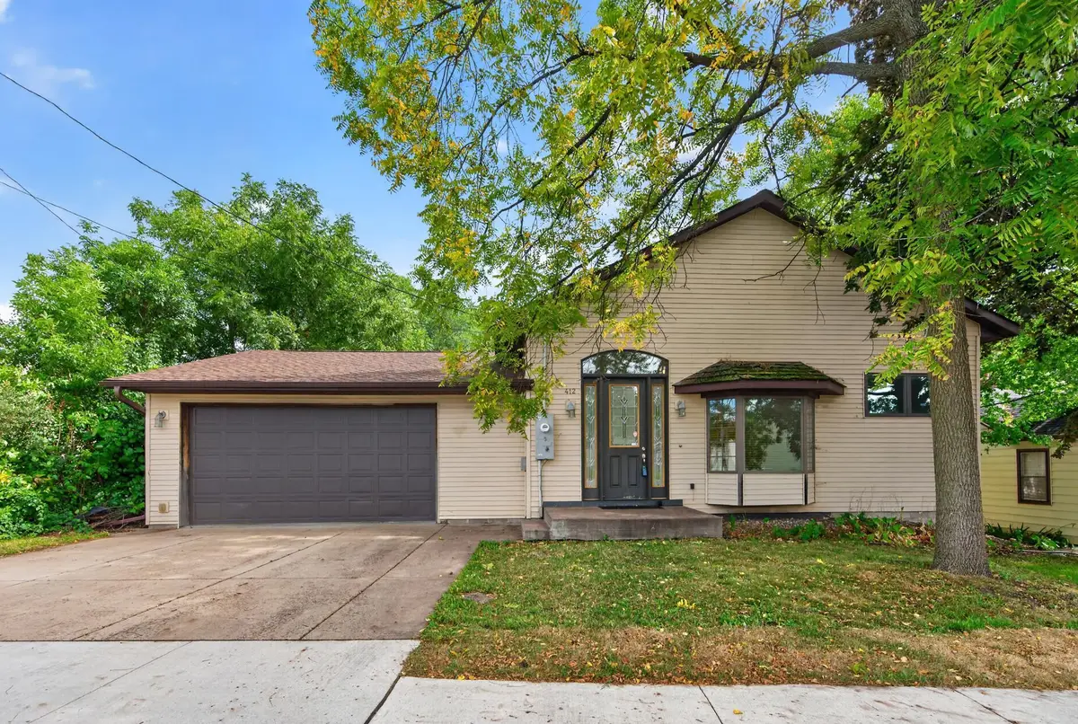 412 Hazel Street N, Saint Paul, MN 55119 - #1