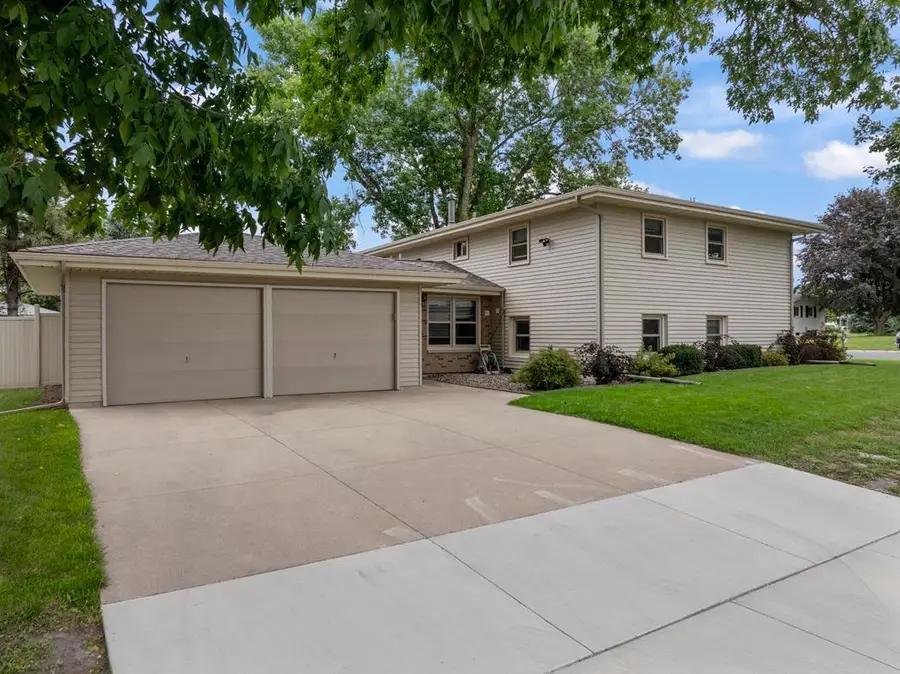 700 Lyndale Avenue, Spring Valley, MN 55975 - #3