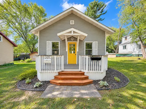 609 NE 5th Avenue, Grand Rapids, MN 55744