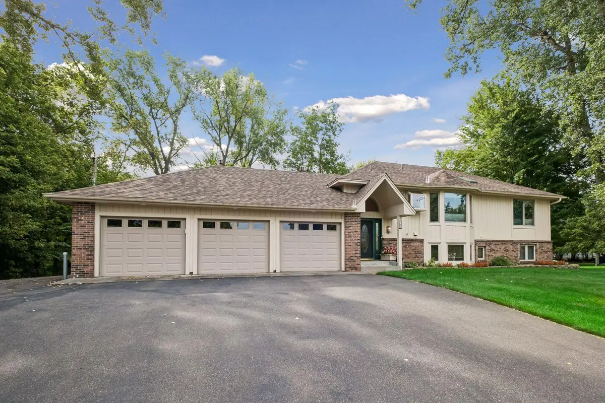7 Kaiser Avenue, Medicine Lake, MN 55441 - #1