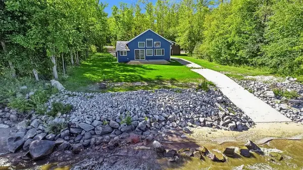 6278 Sandy Shores Drive Nw, Williams, MN 56686