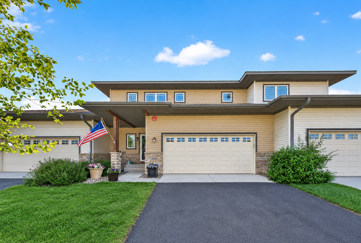 1245 Vernon Drive, Carver, MN 55315 - #1