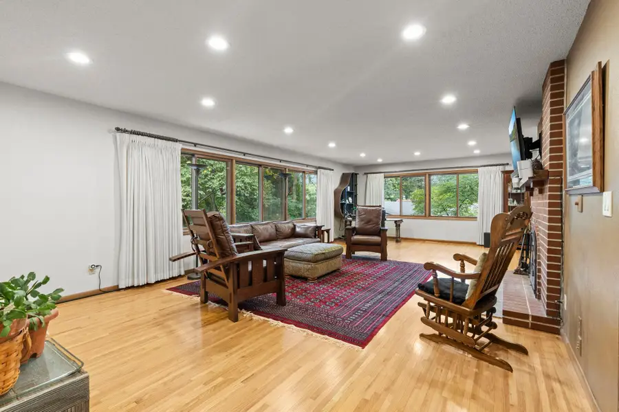 7181 Foxboro Lane, Woodbury, MN 55125 - #3