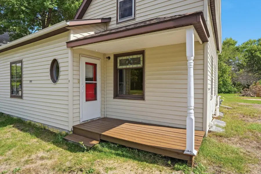 301 Main Avenue N, Red Lake Falls, MN 56750 - #2