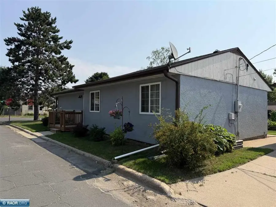 511 Indiana Avenue W, Gilbert, MN 55741 - #2