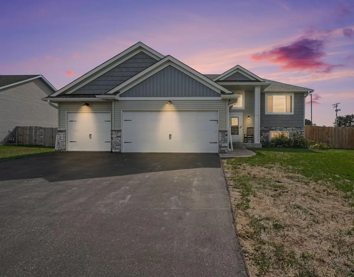707 Hickory Street Sw, Isanti, MN 55040 - #1