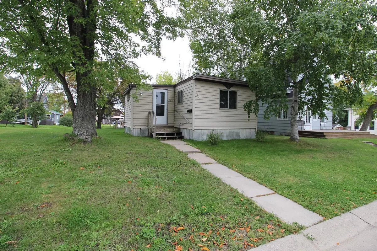 203 3rd Avenue N, Biwabik, MN 55708 - #1