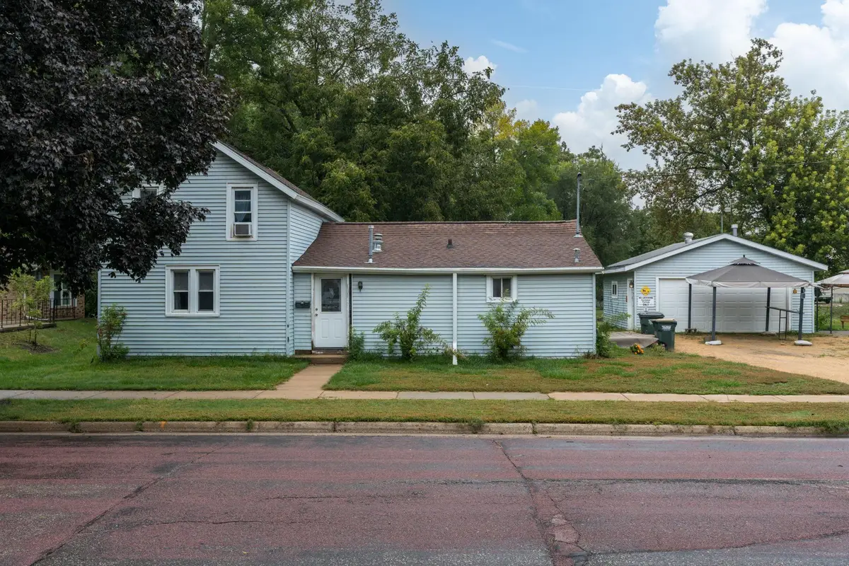 315 Hoosac Street E, Waterville, MN 56096 - #1