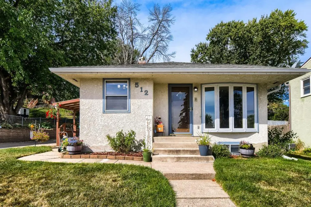 512 9th Avenue S, South Saint Paul, MN 55075 - #1