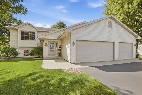 1120 Applewood Court, Waite Park, MN 56387
