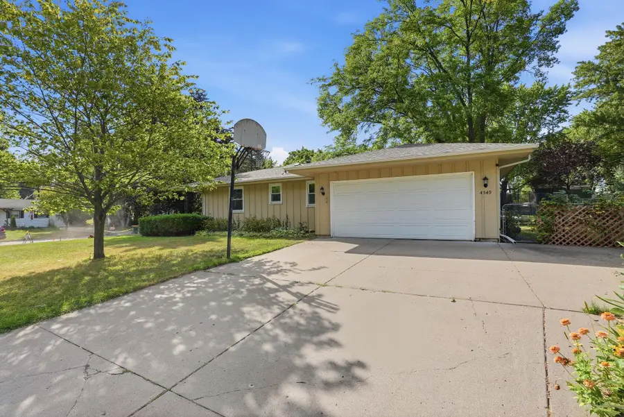 4549 Nevada Avenue N, New Hope, MN 55428 - #3