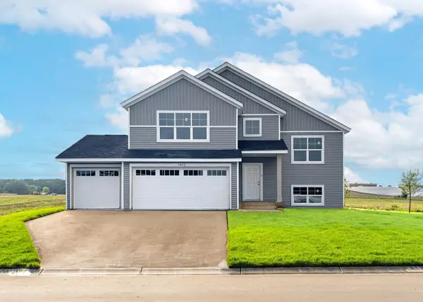 4703 4th Street Loop Ne, Saint Cloud, MN 56304