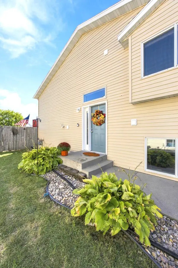 3600 11th Street S, Moorhead, MN 56560
