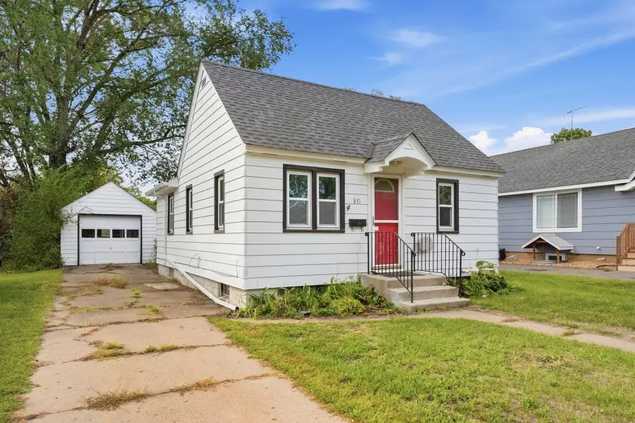 831 20th Avenue N, Saint Cloud, MN 56303 - #2