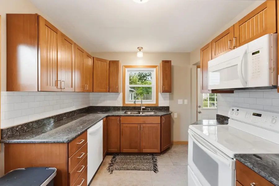 831 20th Avenue N, Saint Cloud, MN 56303 - #3