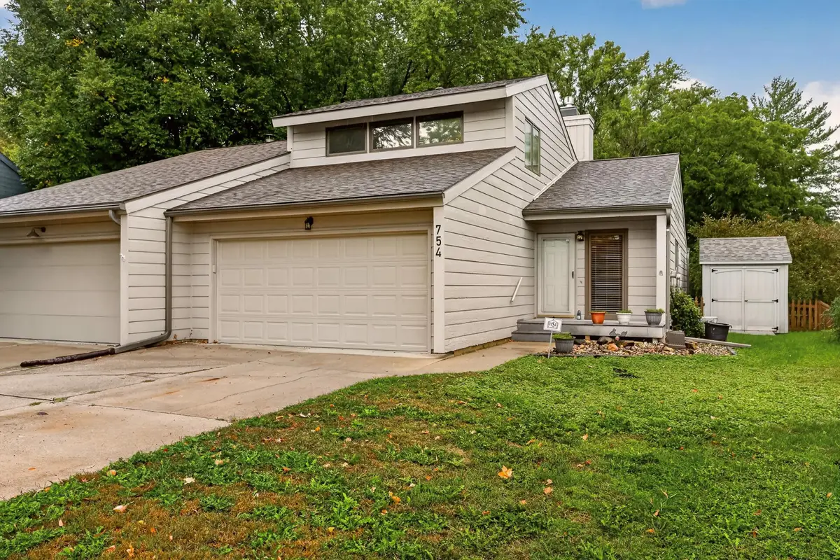 754 Neville Court Se, Rochester, MN 55904 - #1