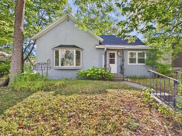 910 10th Avenue S, Saint Cloud, MN 56301