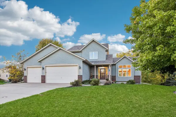 17689 Fair Isle Path, Lakeville, MN 55024