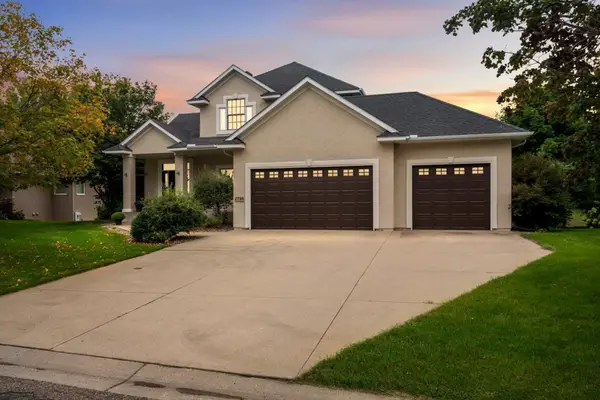 2748 105th Avenue Ne, Blaine, MN 55449