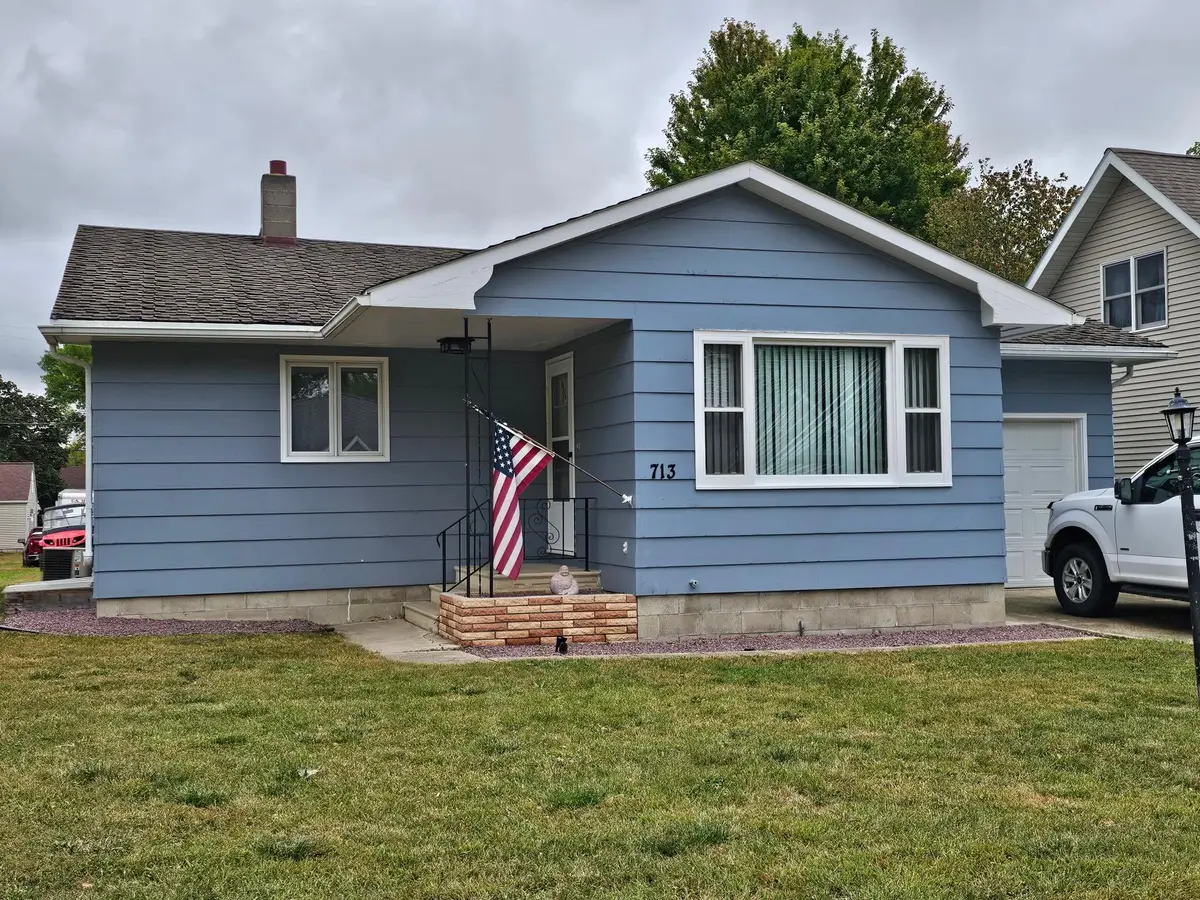 713 S Elm Street, Lamberton, MN 56152 - #1