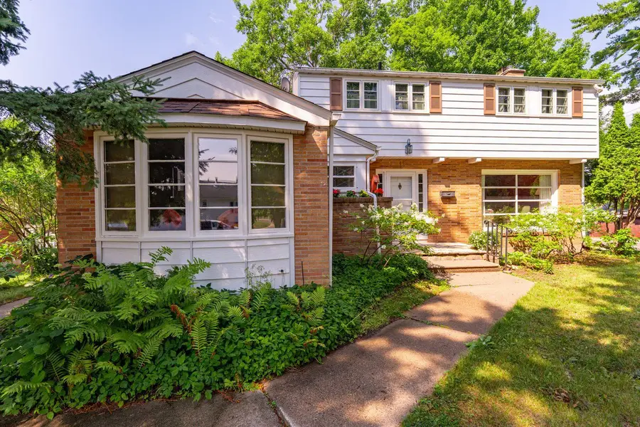 11 S 4th St W, Aurora, MN 55705 - #3