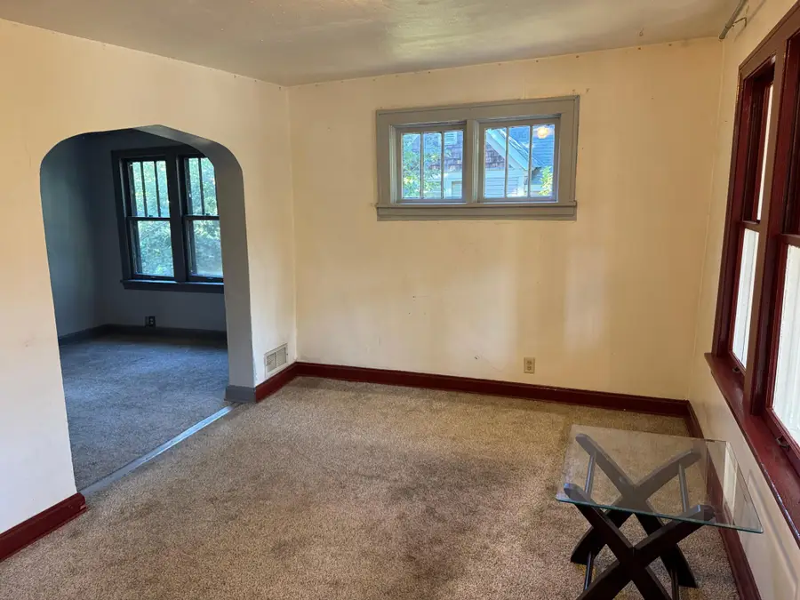 849 Woodbridge Street, Saint Paul, MN 55117 - #3