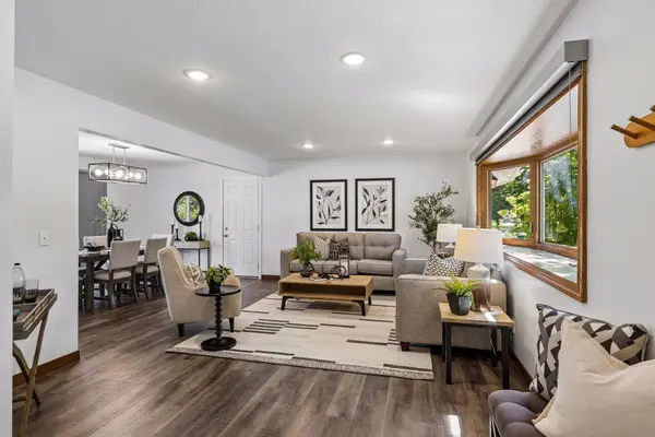 2301 Flag Avenue S, Saint Louis Park, MN 55426