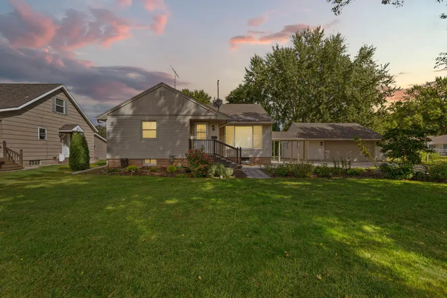 805 9th Avenue Ne, Waseca, MN 56093 - #3