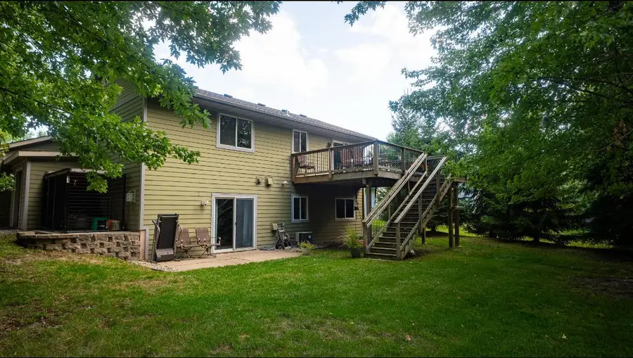 895 Marigold Drive, Cambridge, MN 55008 - #3