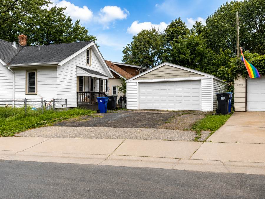 812 Pedersen Street, Saint Paul, MN 55119 - #2