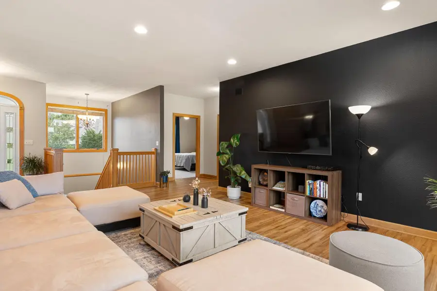 1110 27th Street Sw, Austin, MN 55912 - #3