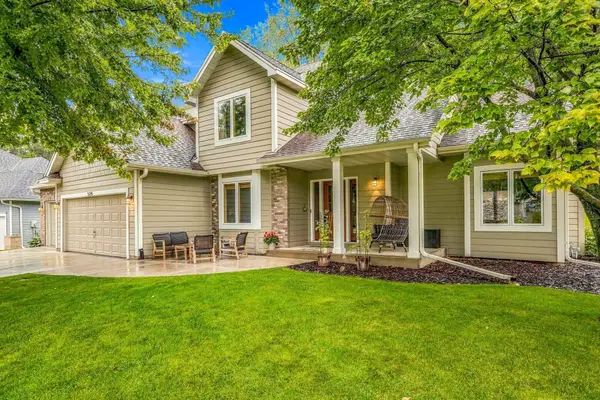 524 Eastwood Court, Eagan, MN 55123
