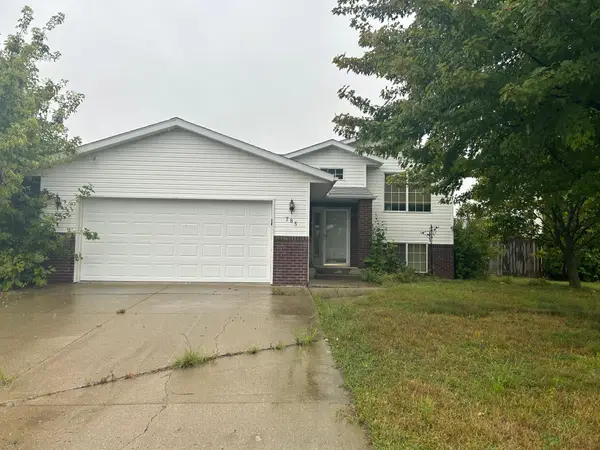 785 Shiloh Street Nw, Hutchinson, MN 55350