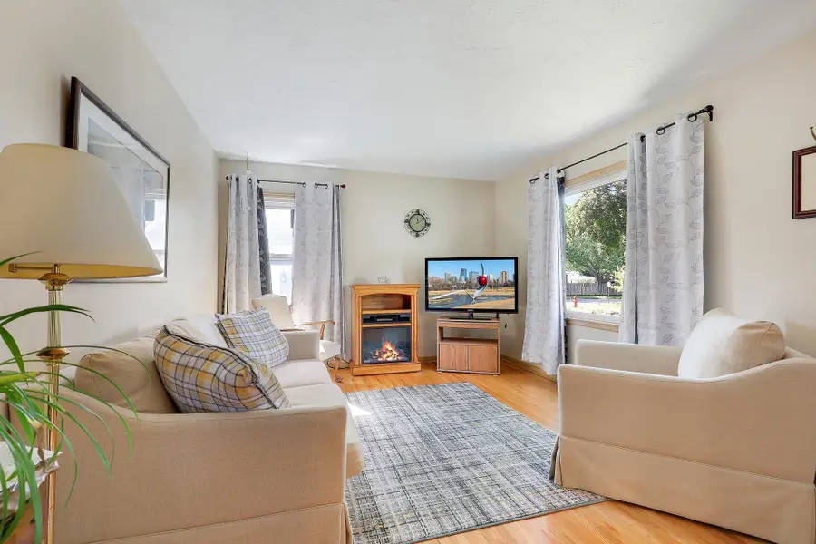 2949 Brunswick Avenue S, Saint Louis Park, MN 55416 - #3
