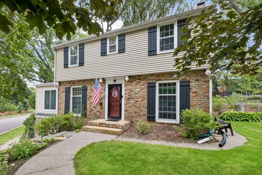 1995 Norfolk Avenue, Saint Paul, MN 55116 - #2