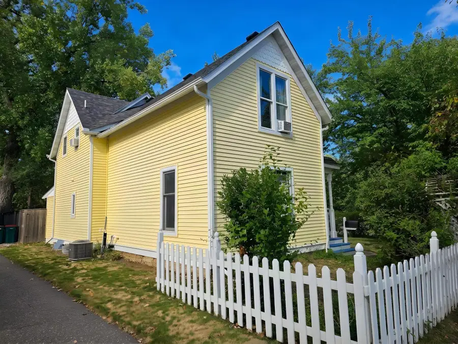 809 Oak Street, Hudson, WI 54016 - #2
