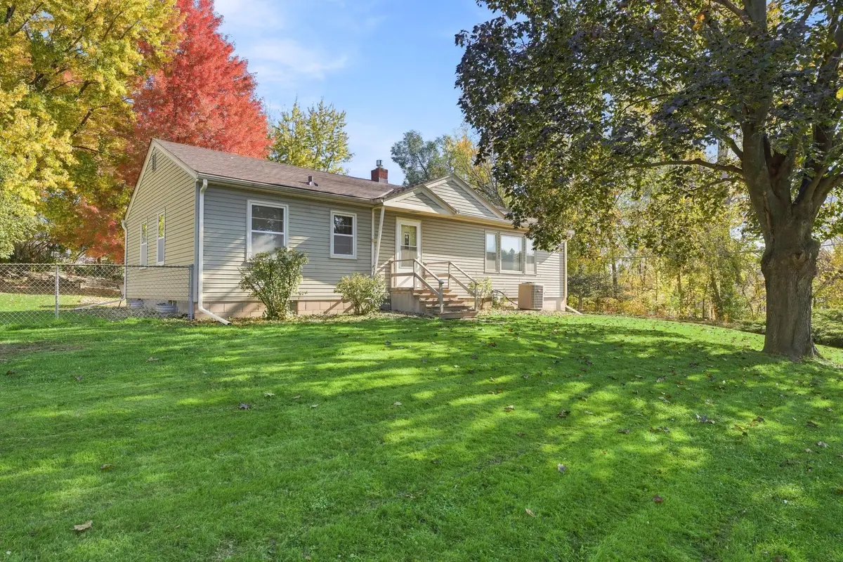 1566 Albemarle Street, Saint Paul, MN 55117 - #1