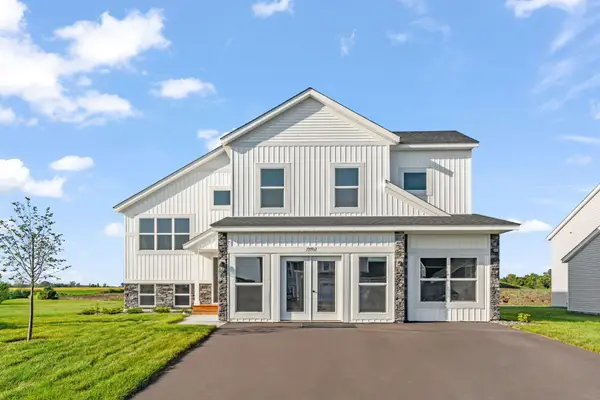19702 English Avenue N, Forest Lake, MN 55025