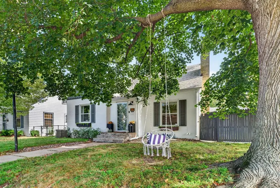4530 Vincent Avenue N, Minneapolis, MN 55412 - #3