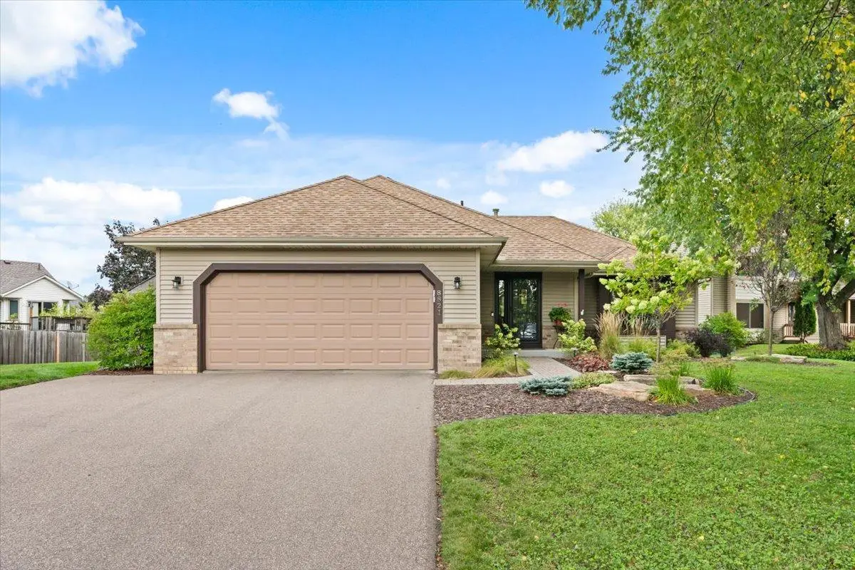 8821 Rainier Court, Woodbury, MN 55125 - #1