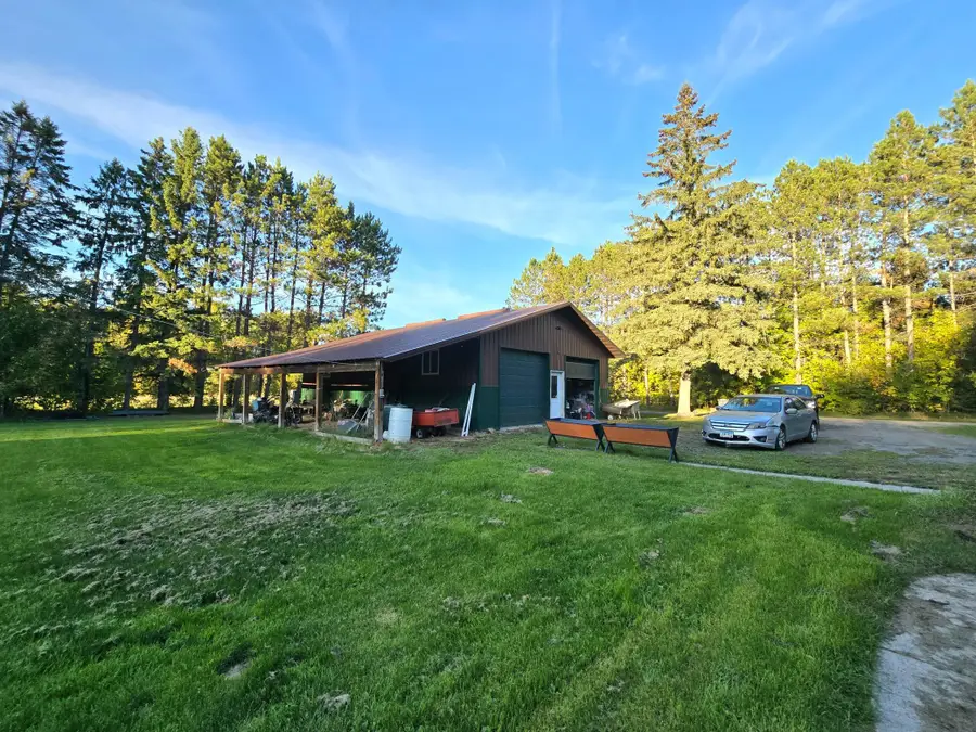 5794 Highway 11, International Falls, MN 56649 - #3