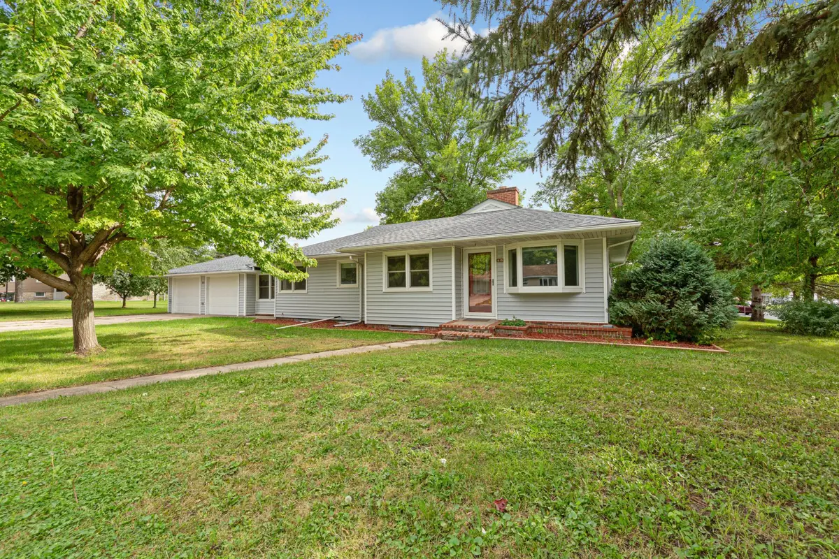 815 Court Avenue, Gaylord, MN 55334 - #1