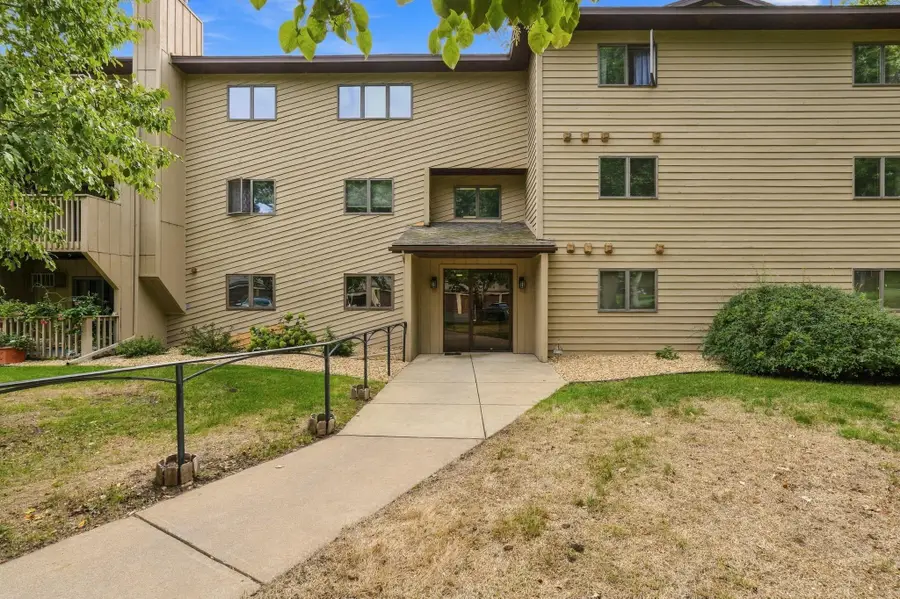 925 Bahls Drive #208, Hastings, MN 55033 - #2