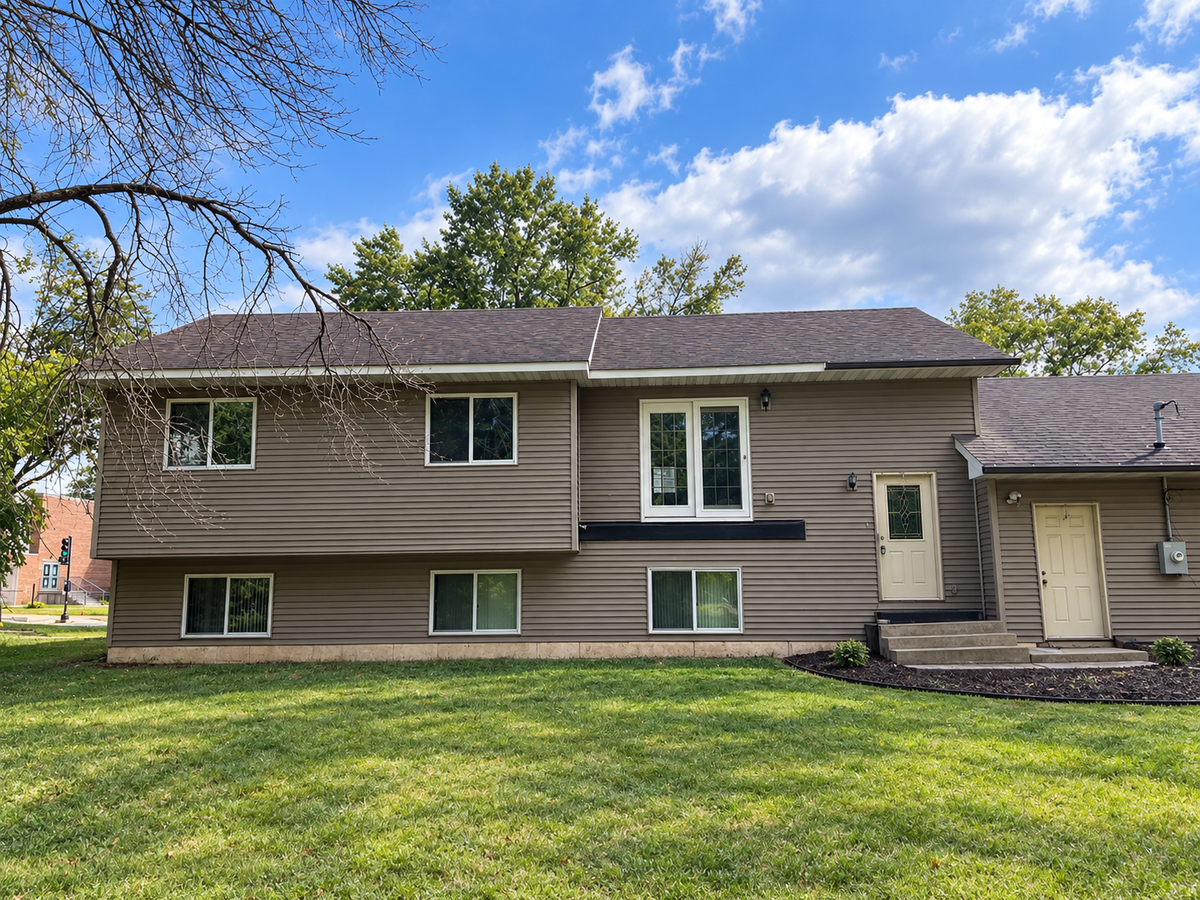 1027 White Bear Avenue N, Saint Paul, MN 55106 - #1